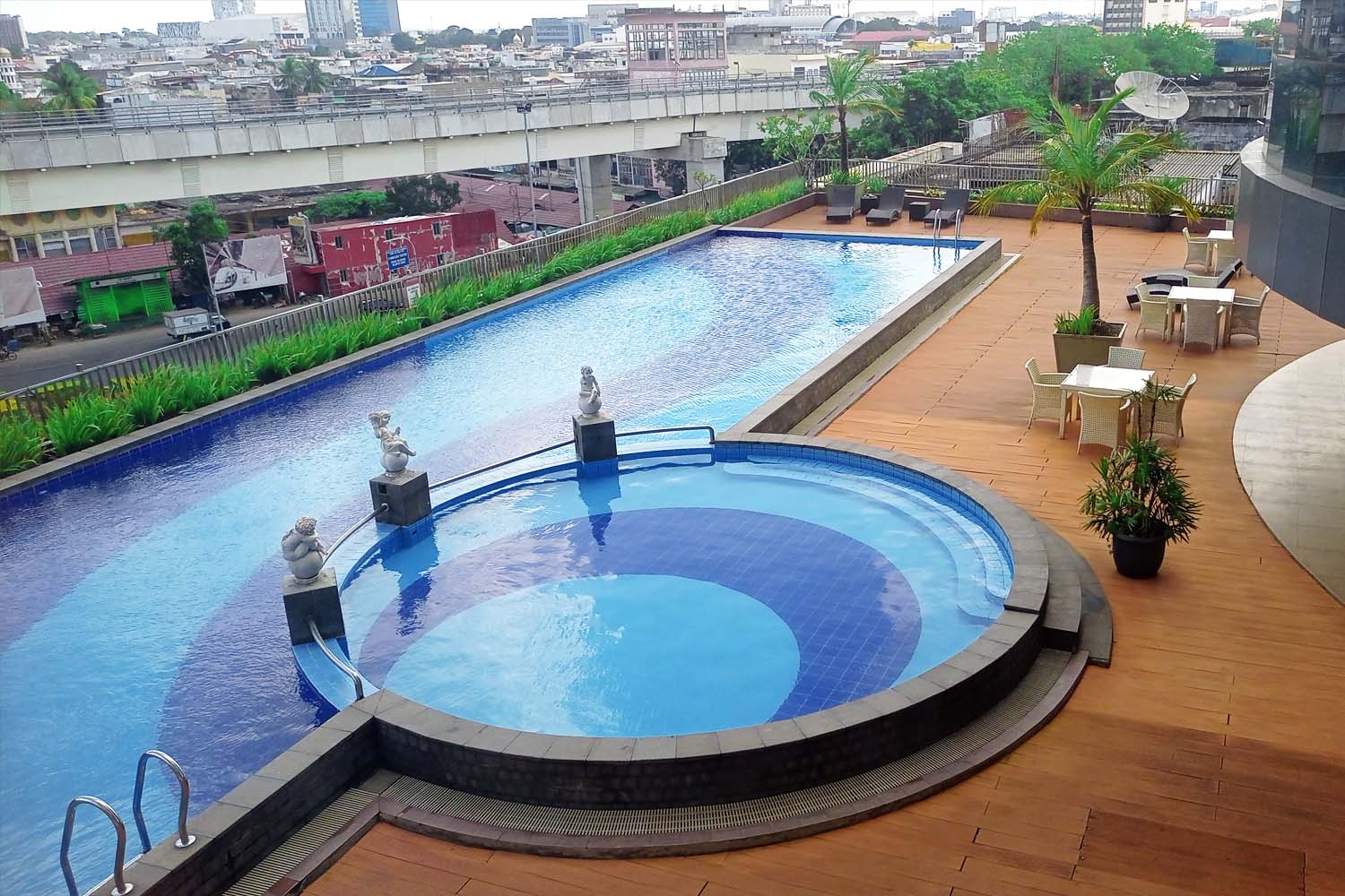Hotel Palembang yang Ada Kolam Renang